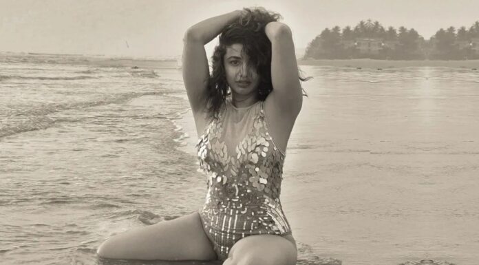 బికినీ లో సెగలు పుట్టిస్తున్న ఐస్ క్రీం పాప (ఫొటోలతో)